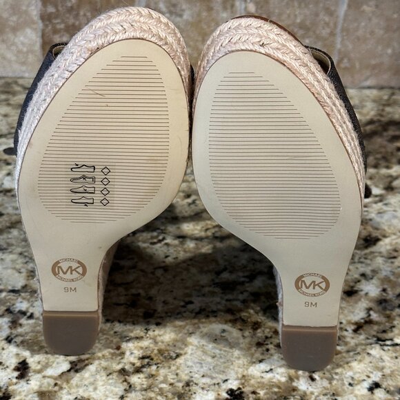 MICHAEL KORS FANNING WEDGE Size 9M (E/P) - Picture 6 of 8